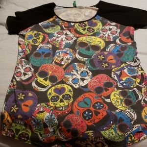 Colorful skull top